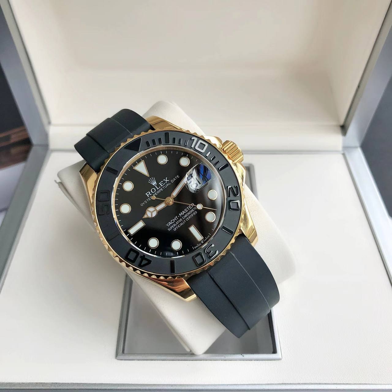 Rolex Oyster Perpetual Yacht-Master 42