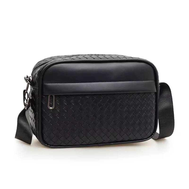 Tas Selempang Kamera Anyaman Pria